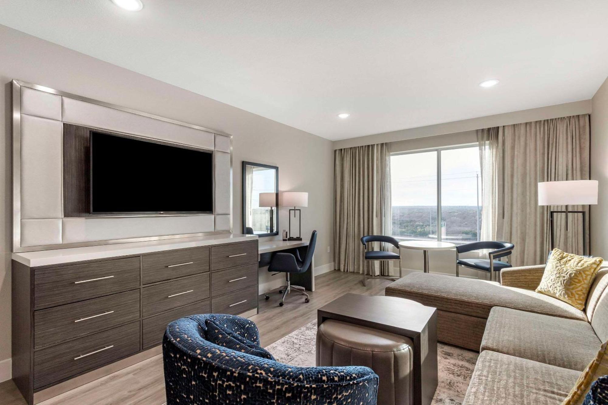 Cambria Hotel Austin Uptown Near The Domain 외부 사진