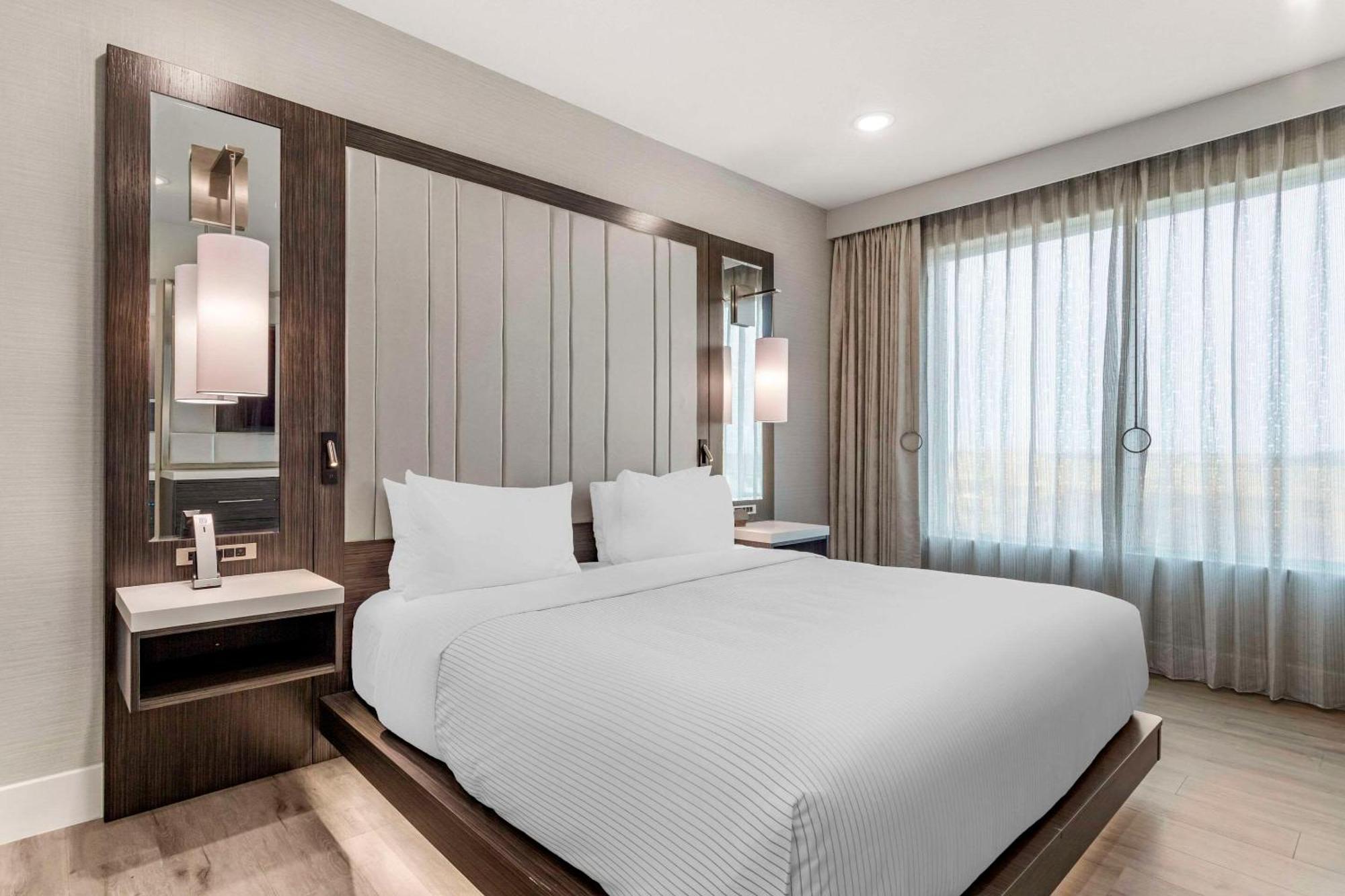 Cambria Hotel Austin Uptown Near The Domain 외부 사진